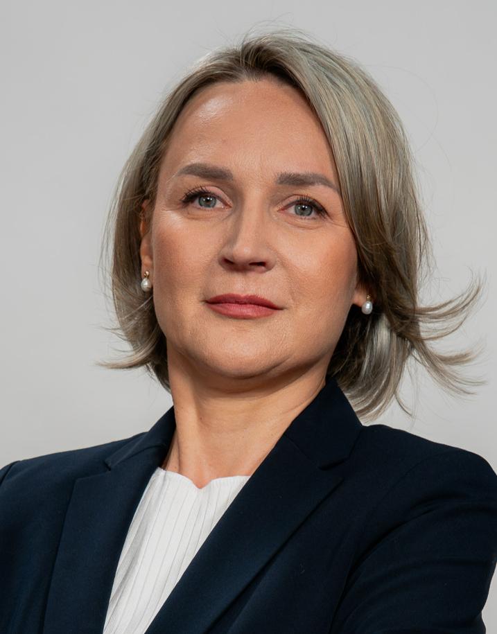 AGNIESZKA FURMAN