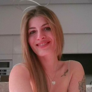 MARÍA GARRIDO