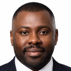 LUCREZE BELVI MAKANGA