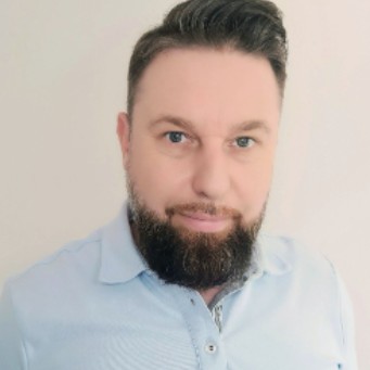 GRZEGORZ LISOWSKI