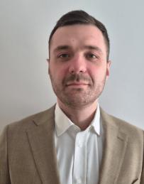 PIOTR LIPIEC
